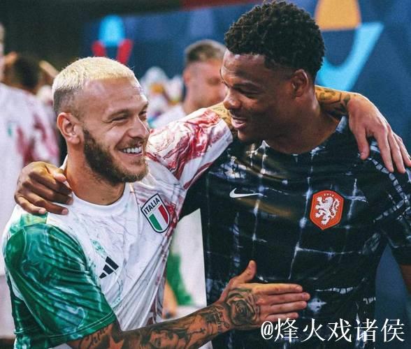 迪马尔科:利物浦全队都充满威胁,能随时制造机会 迪马尔科:利物浦全队都充满威胁,能随时制造机会