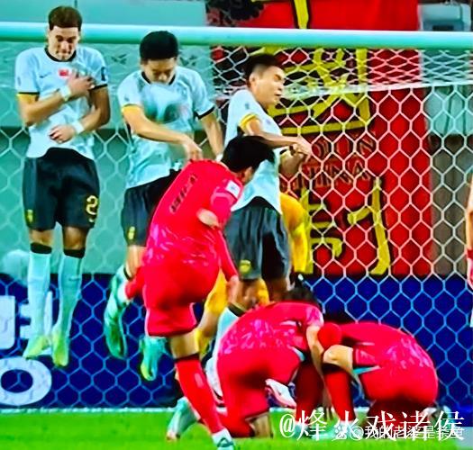 李磊:应该总结这10场世预赛 我们的错误就没白犯 李磊:应该总结这10场世预赛 我们的错误就没白犯